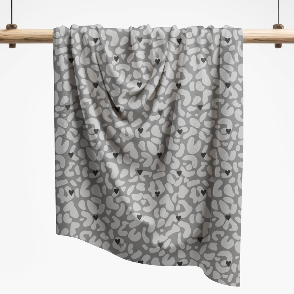 Leo big heart #08 | Katzengold Designs